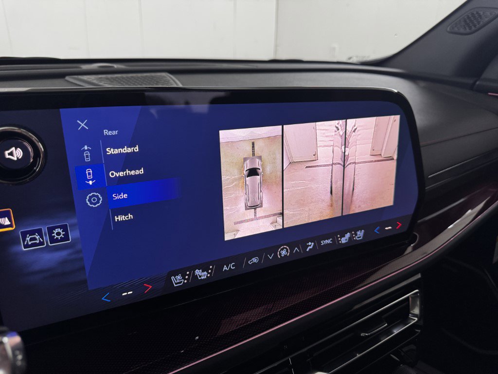 New 2026 Chevrolet Traverse RS image 47