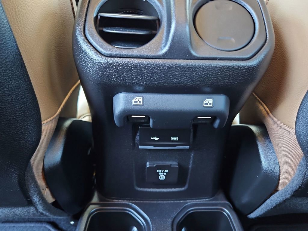 Used 2020 Jeep Wrangler Unlimited Rubicon AWD/4WD image 28
