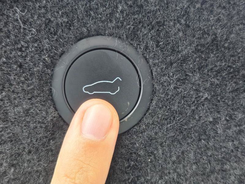 Used 2023 Tesla Model X AWD/4WD image 80