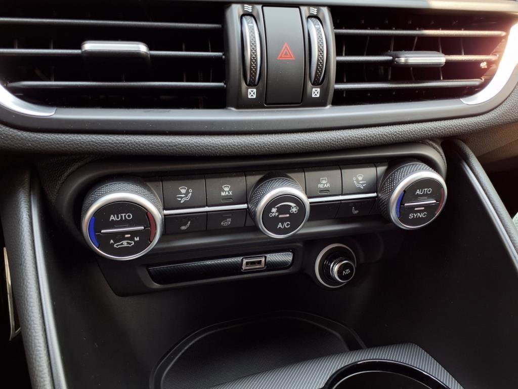 New 2025 Alfa Romeo Giulia image 10