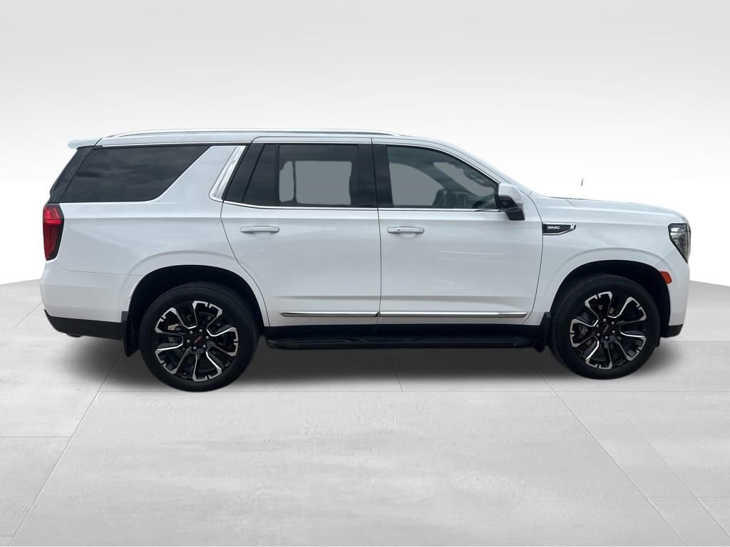 Used 2023 GMC Yukon SLT w/ SLT Premium Package AWD/4WD image 9