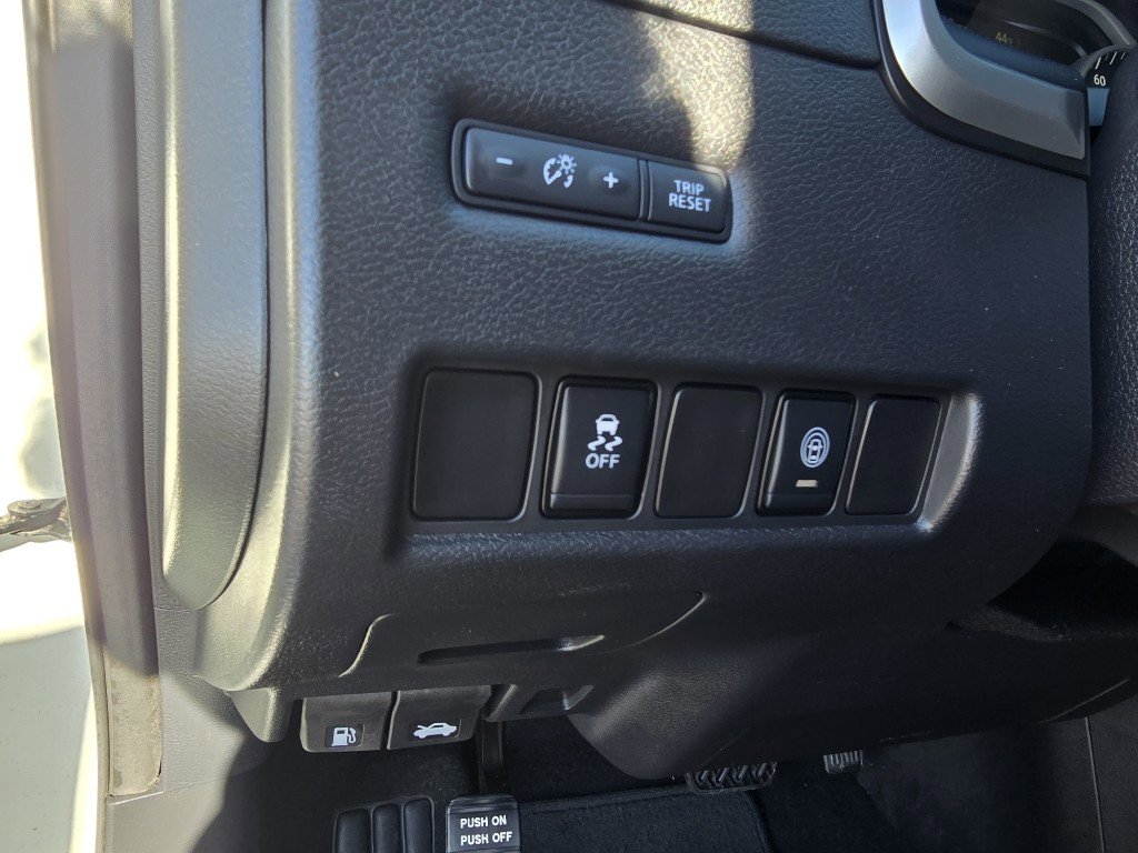 Used 2024 Nissan Murano SV image 18