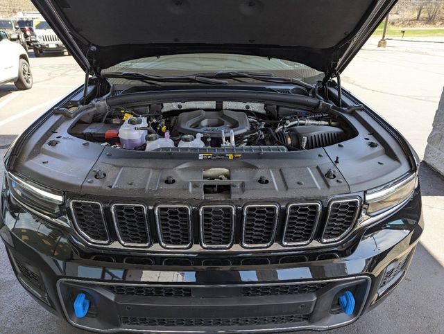 Used 2022 Jeep Grand Cherokee Overland w/ Luxury Tech Group IV image 26