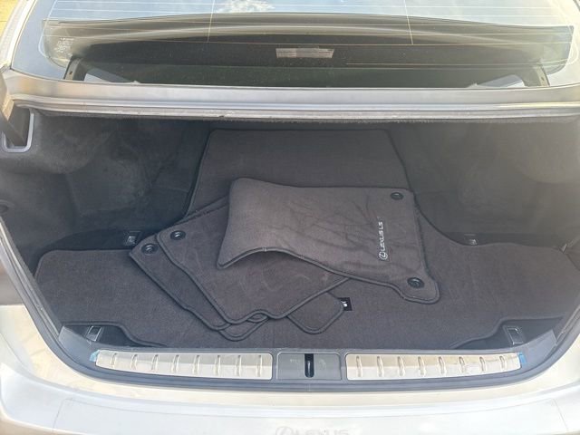 Used 2021 Lexus LS 500 w/ Interior Upgrade Package image 35