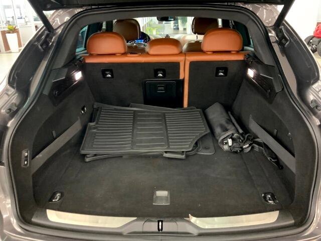 Used 2017 Maserati Levante S image 36