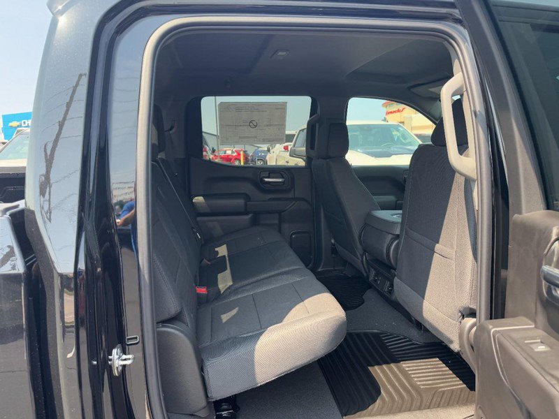 New 2026 Chevrolet Silverado 1500 Custom w/ Turbomax Blackout Package AWD/4WD image 21