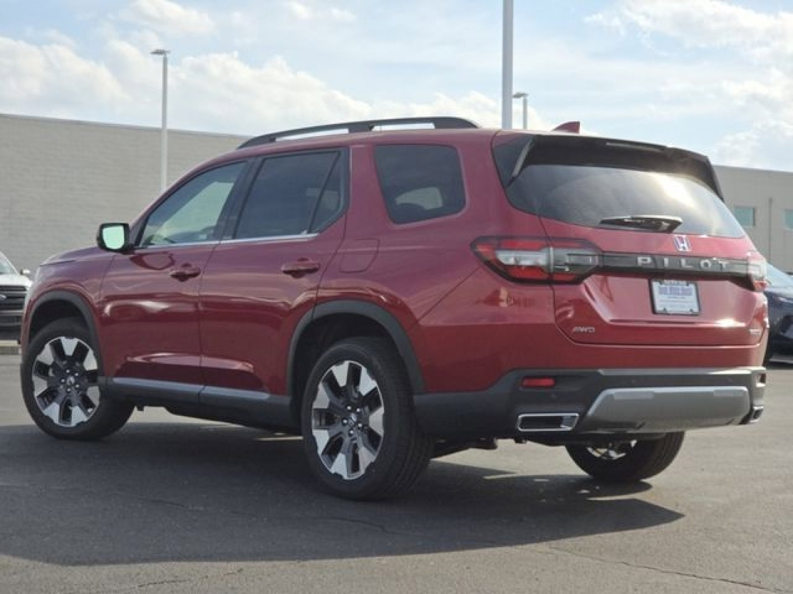 New 2026 Honda Pilot Touring image 8