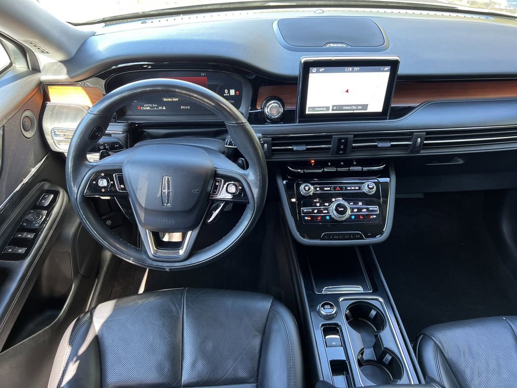 Used 2021 Lincoln Corsair Reserve w/ Equipment Group 201A image 19