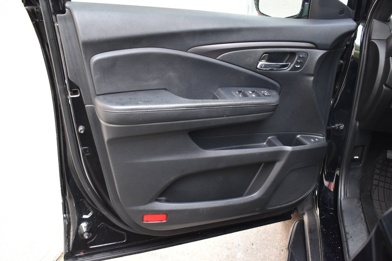 Used 2019 Honda Passport EX-L image 17