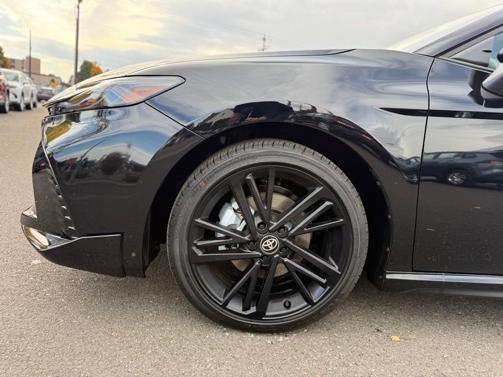 New 2026 Toyota Camry Hybrid image 11