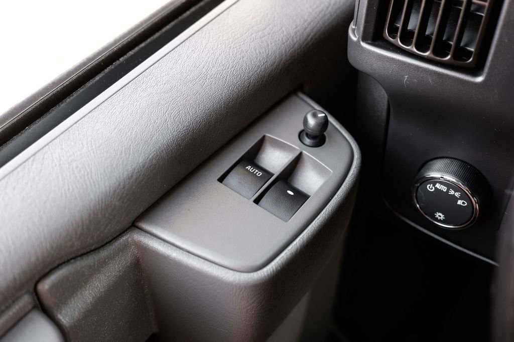 Used 2022 Chevrolet Express 2500 Extended w/ Driver Convenience Package image 37