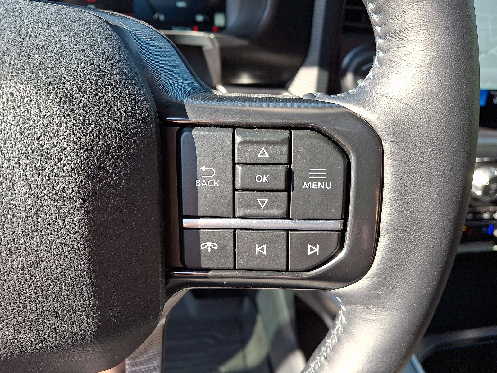 Used 2025 Ford F150 Platinum w/ Equipment Group 702A High image 24