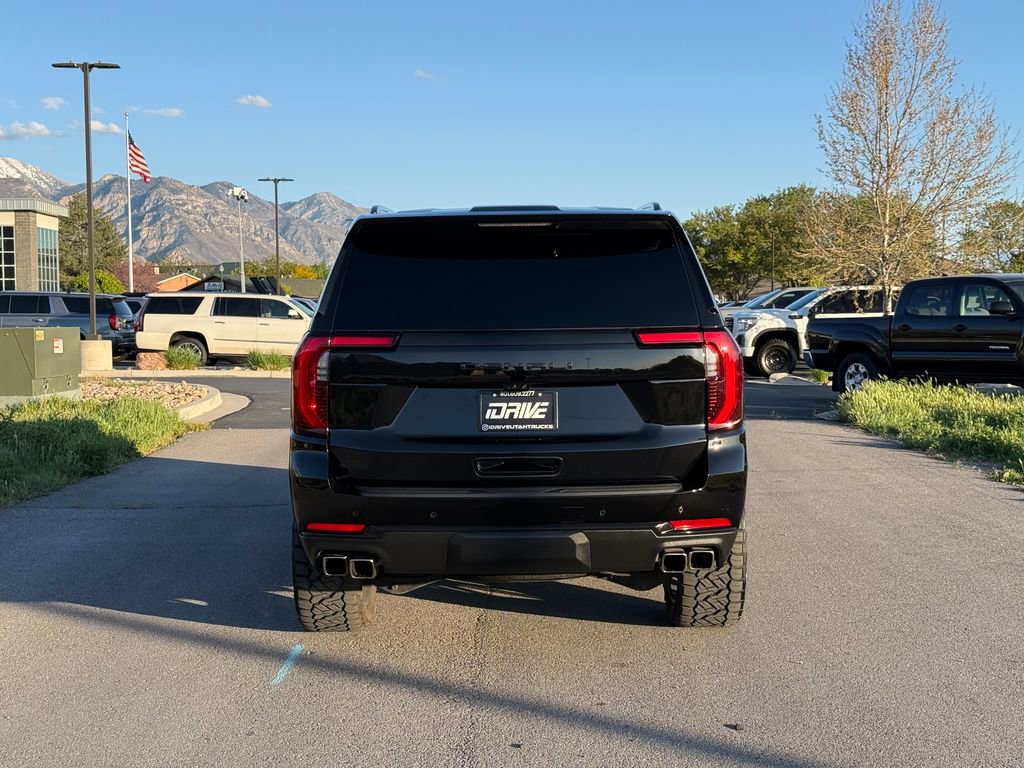 Used 2025 GMC Yukon Denali Ultimate AWD/4WD image 11