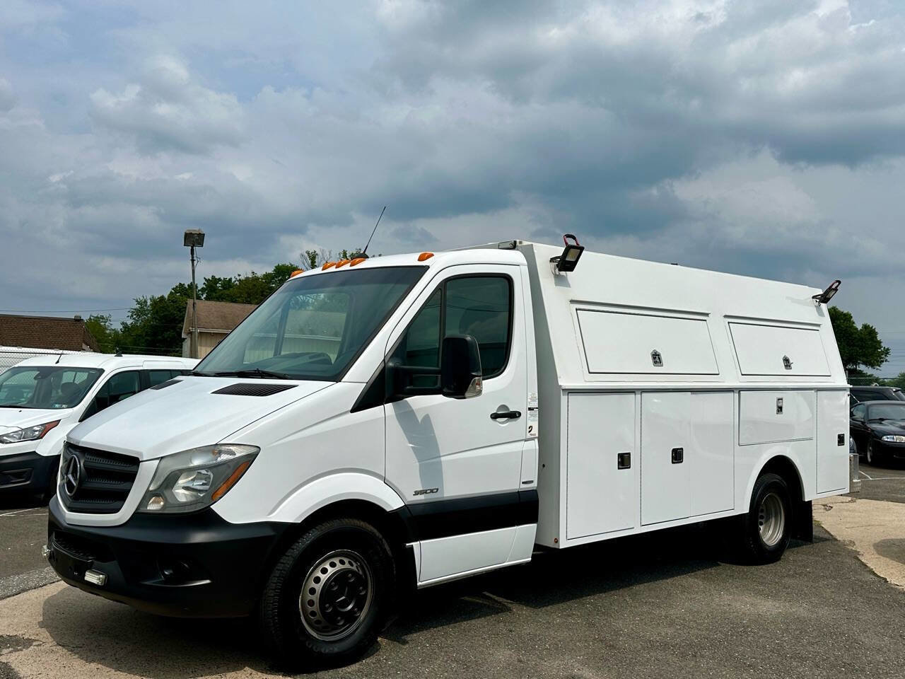 Used 2016 Mercedes-Benz Sprinter 3500 w/ Suspension Package II image 3