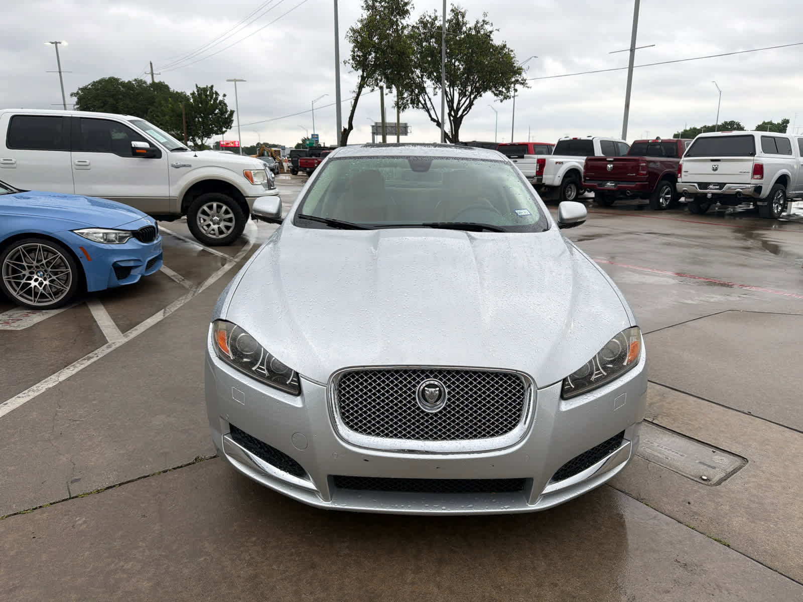 Used 2012 Jaguar XF Portfolio RWD image 4