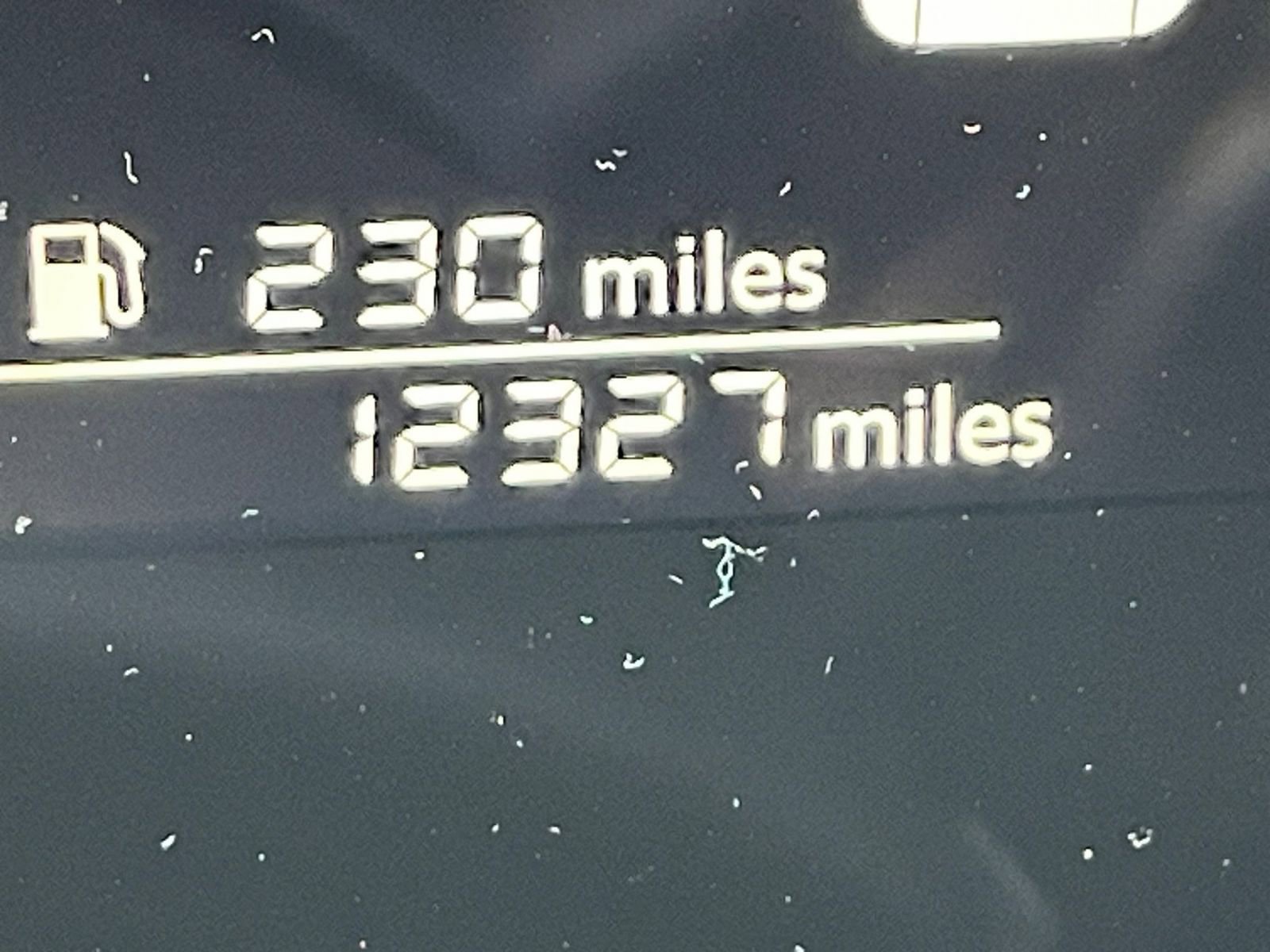 Used 2025 Nissan Kicks SV image 38