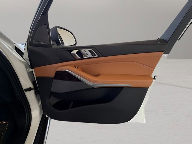 New 2026 BMW X5 xDrive40i w/ Premium Package AWD/4WD image 26