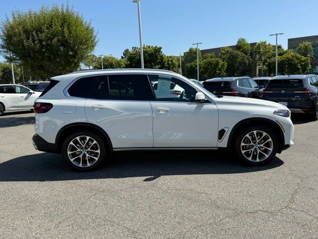 Certified 2024 BMW X5 xDrive40i AWD/4WD image 5