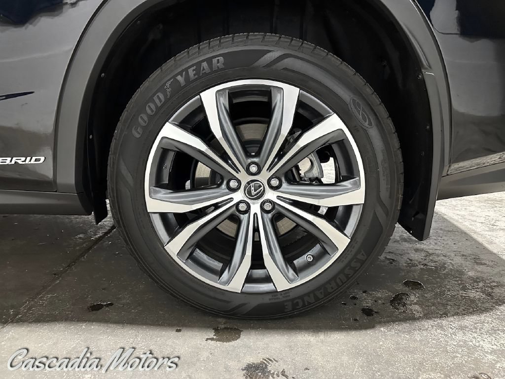 Used 2020 Lexus RX 450hL AWD w/ Premium Package image 33