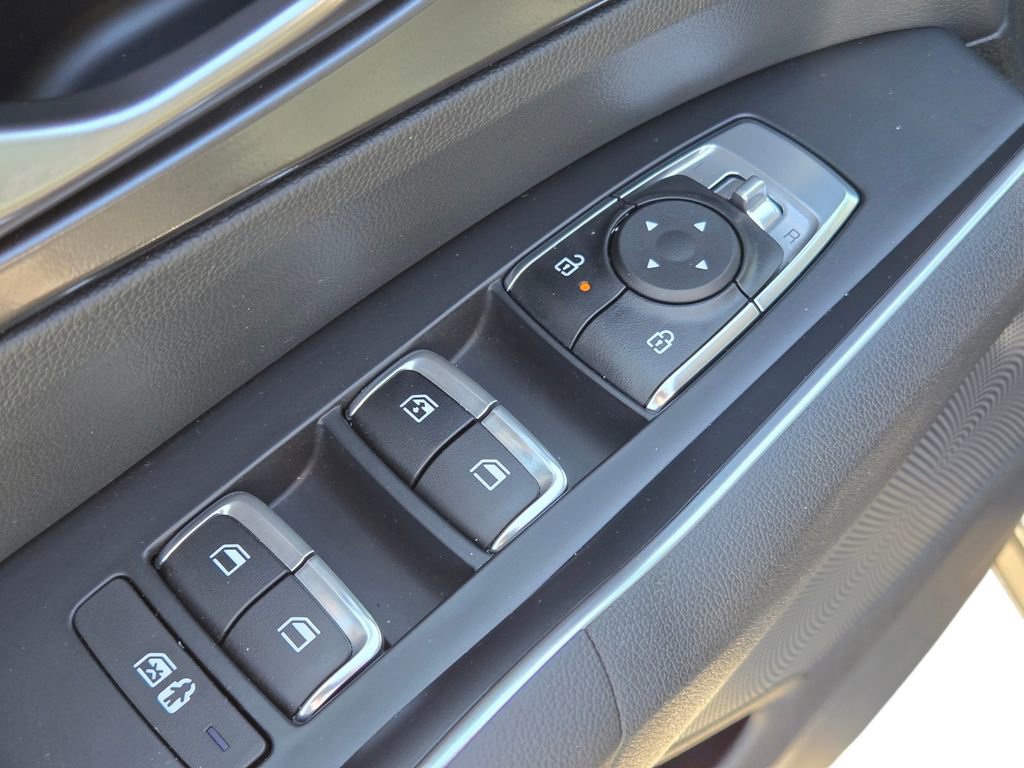 Certified 2024 Kia Sorento EX w/ Panoramic Sunroof Package image 16