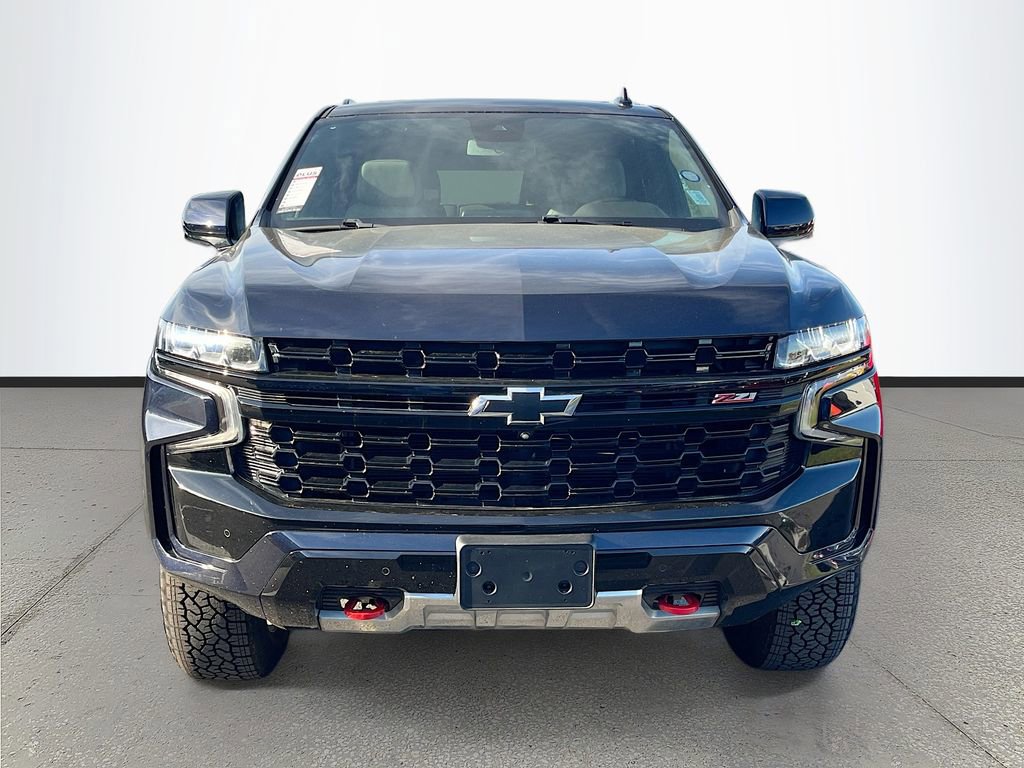 Used 2024 Chevrolet Tahoe Z71 w/ Luxury Package AWD/4WD image 2