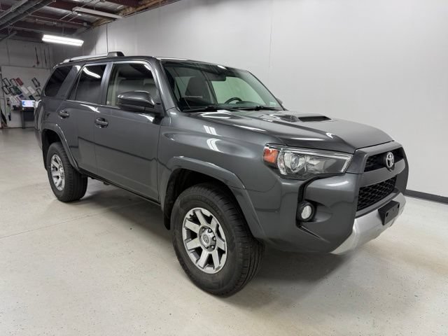 Used 2015 Toyota 4Runner Trail AWD/4WD image 3