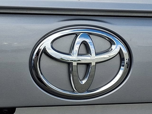 Certified 2024 Toyota RAV4 XLE AWD/4WD image 28