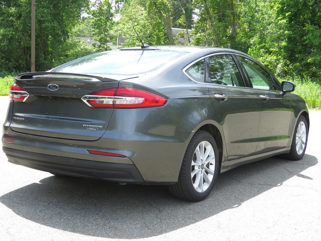 Used 2020 Ford Fusion Energi Titanium FWD image 5