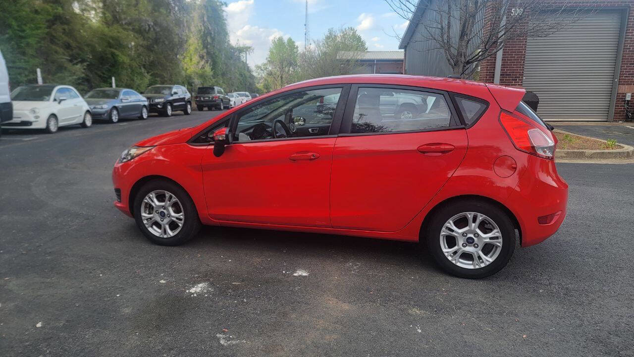 Used 2014 Ford Fiesta SE image 8