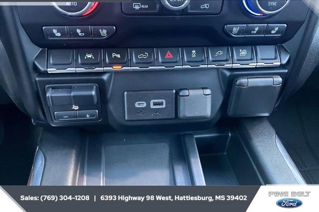 Used 2022 Chevrolet Silverado 1500 High Country w/ Technology Package image 23