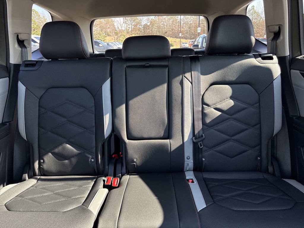 New 2026 Volkswagen Atlas Peak Edition image 33