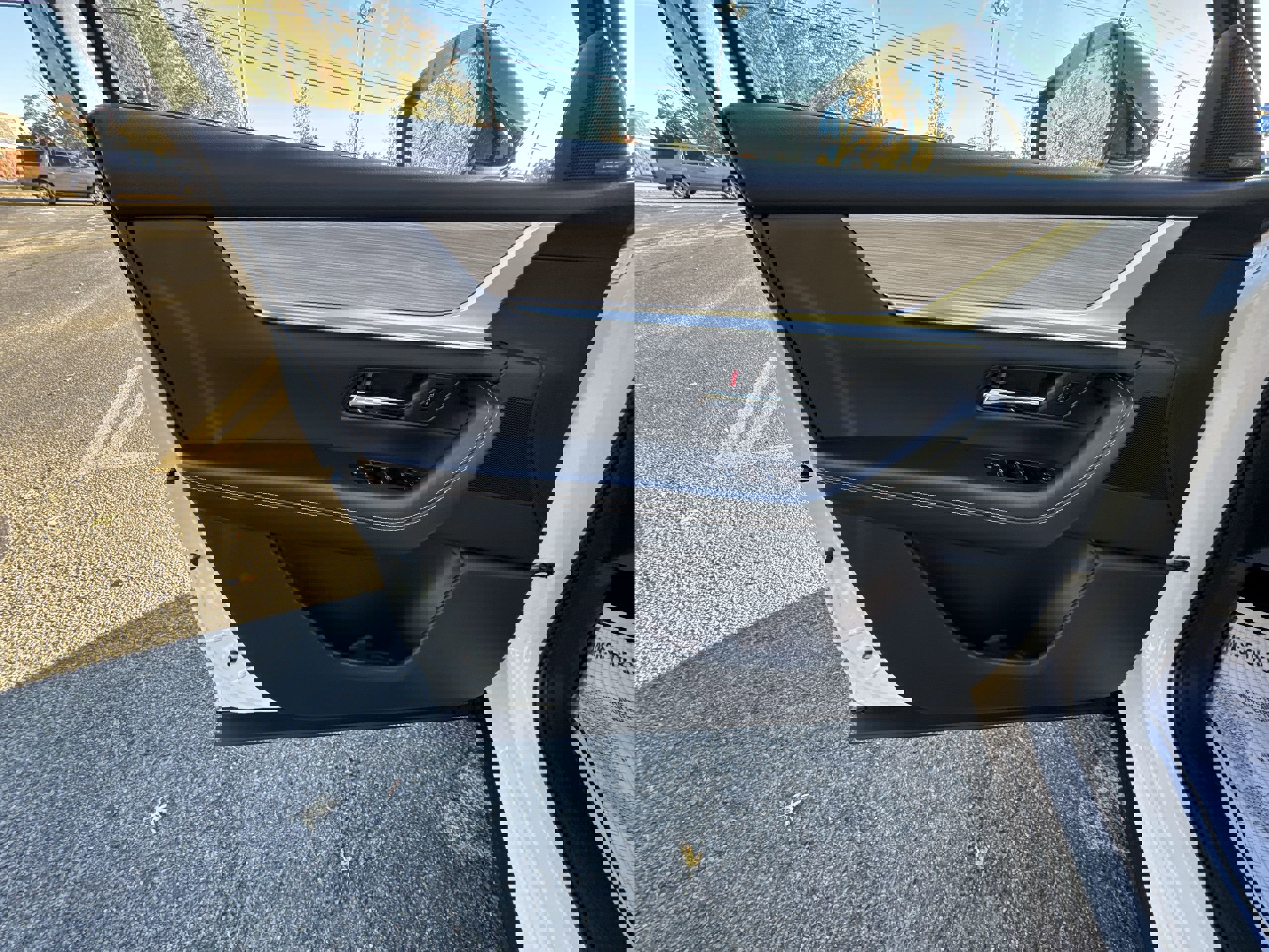 Used 2025 MAZDA CX-90 Plug-In Hybrid w/Premium Sport image 23