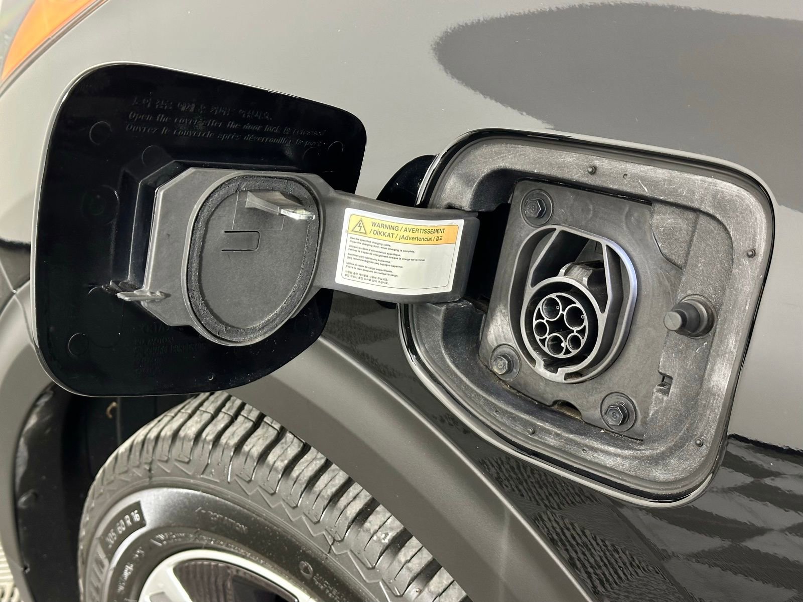 Used 2020 Kia Niro EX image 13