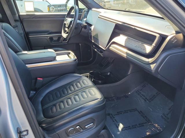 Used 2024 Rivian R1S Adventure image 14