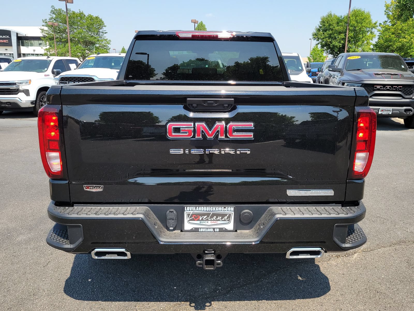 New 2026 GMC Sierra 1500 Elevation w/ X31 Off-Road Package AWD/4WD image 9