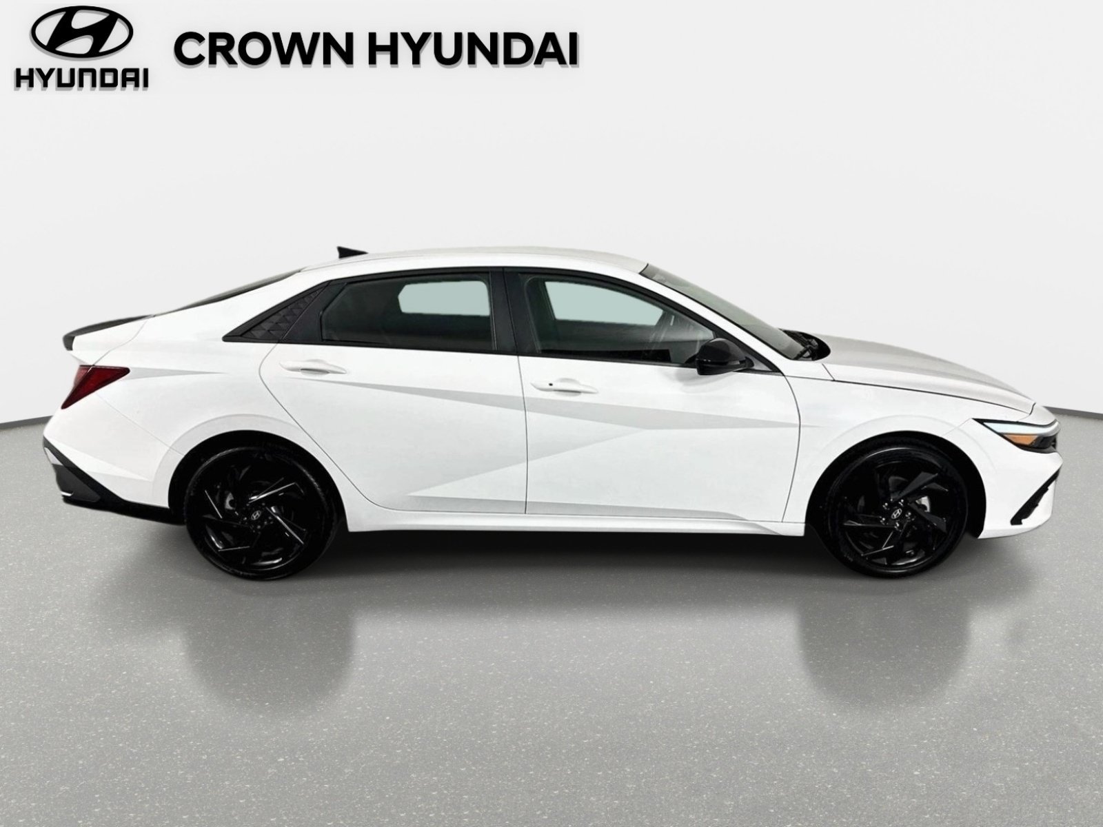 Certified 2026 Hyundai Elantra Sport FWD image 4
