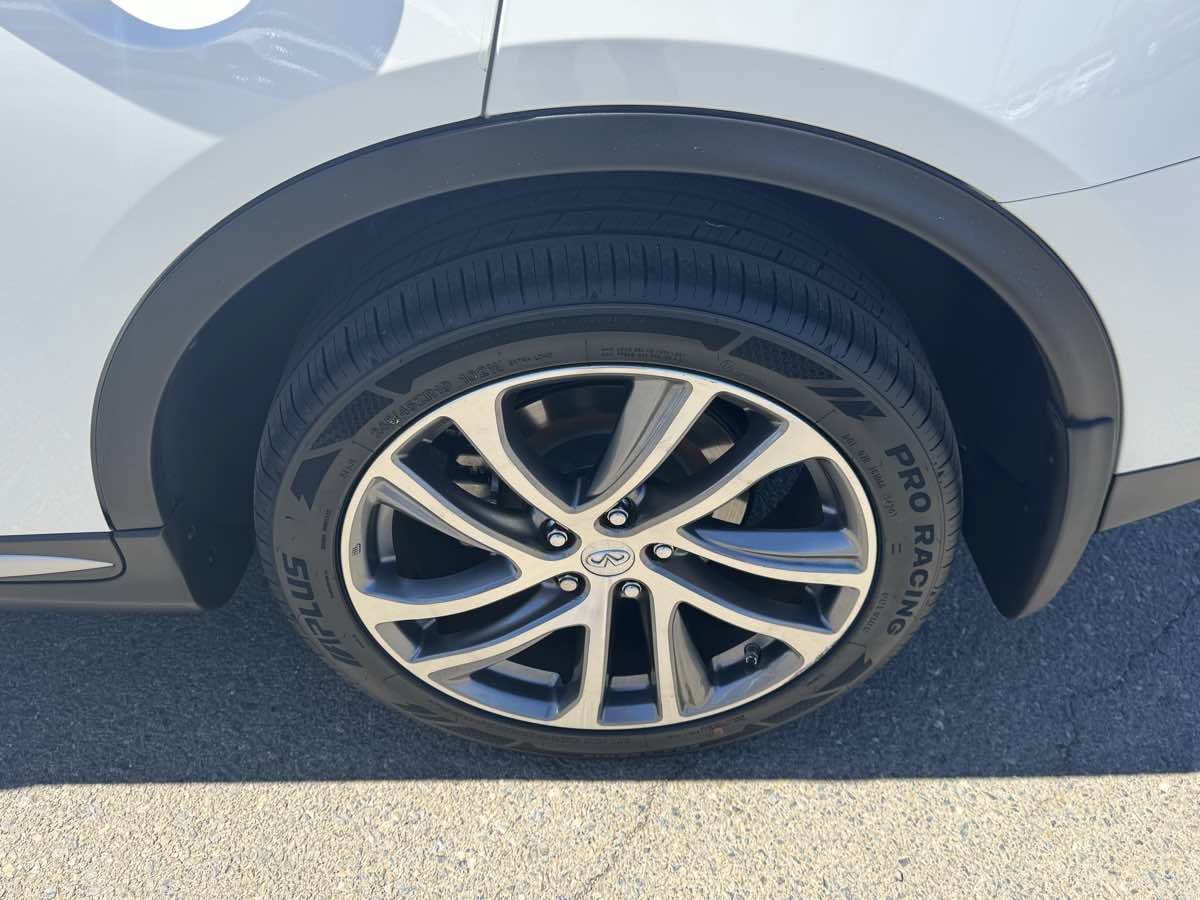 Used 2016 INFINITI QX50 2WD w/ Technology Package image 38