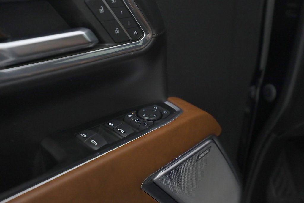 Used 2024 GMC Sierra 3500 Denali Ultimate image 16