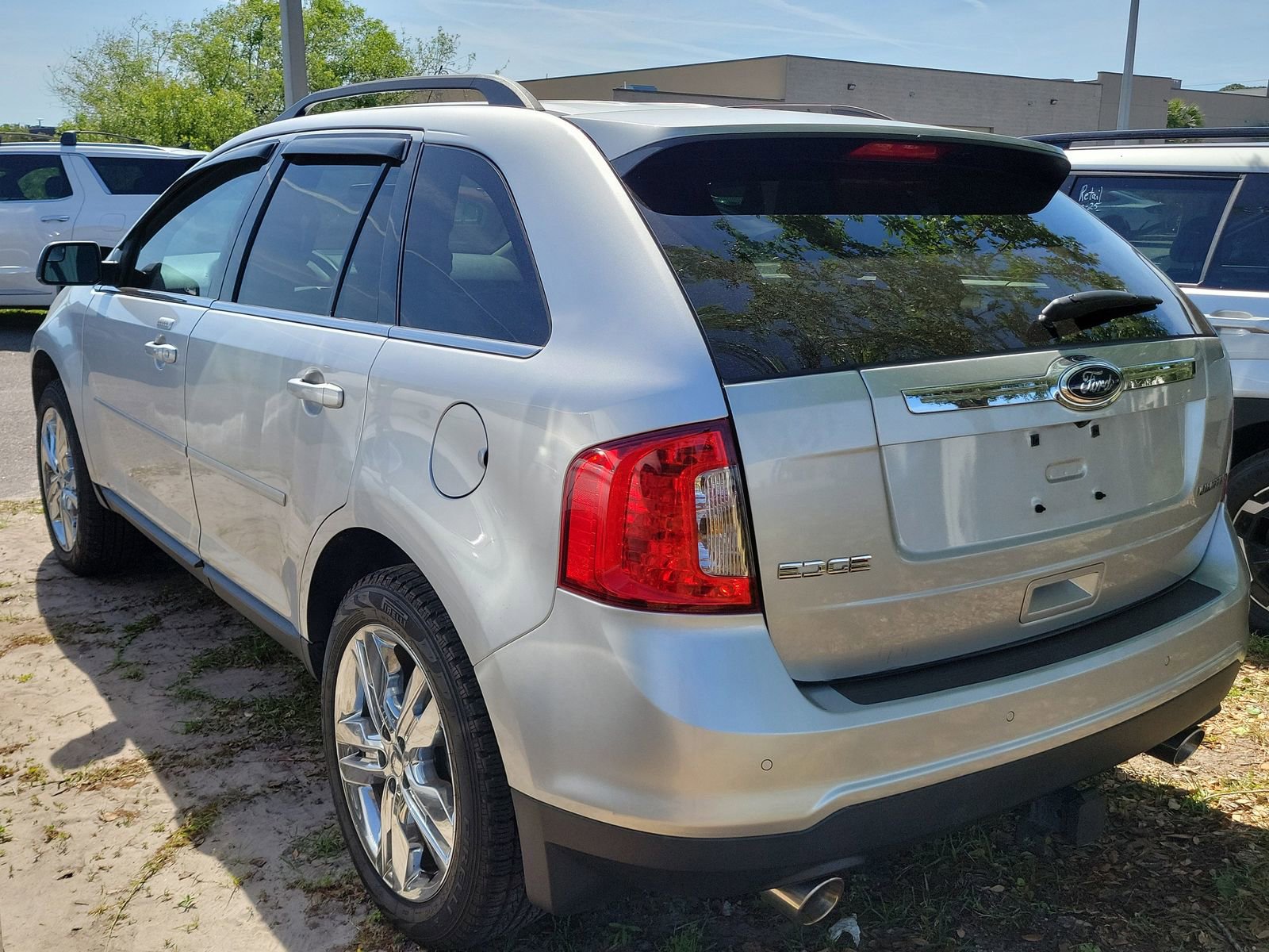 Used 2013 Ford Edge Limited w/ Driver Entry Pkg image 6
