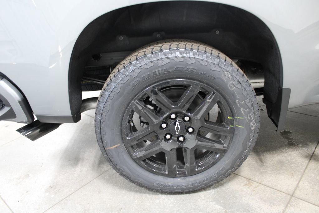 New 2026 Chevrolet Silverado 1500 Custom w/ Turbomax Blackout Package image 42