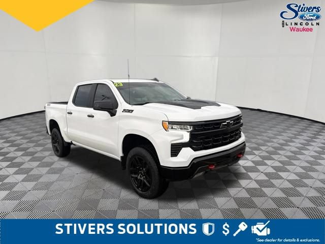 Used 2023 Chevrolet Silverado 1500 LT Trail Boss w/ Protection Package AWD/4WD image 3
