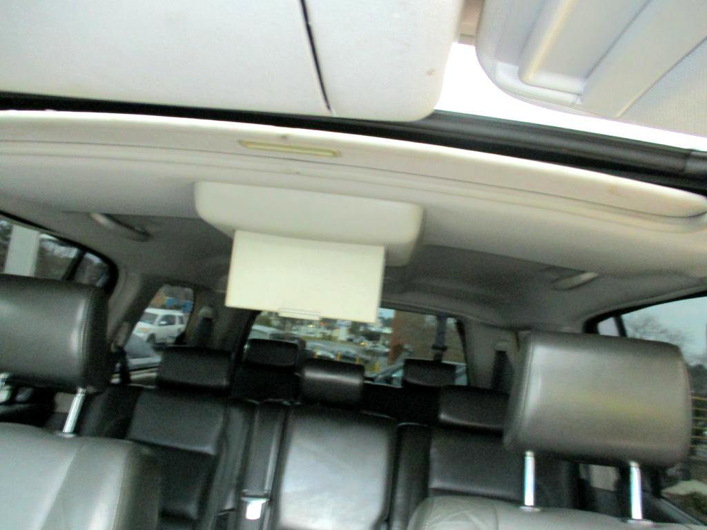 Used 2006 Nissan Armada LE w/ (U06) Technology Pkg (LE) AWD/4WD image 17
