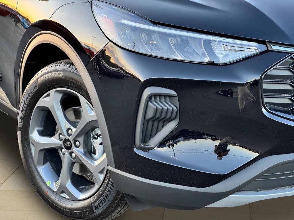 New 2026 Ford Escape ST-Line w/ Cold Weather Package FWD image 41