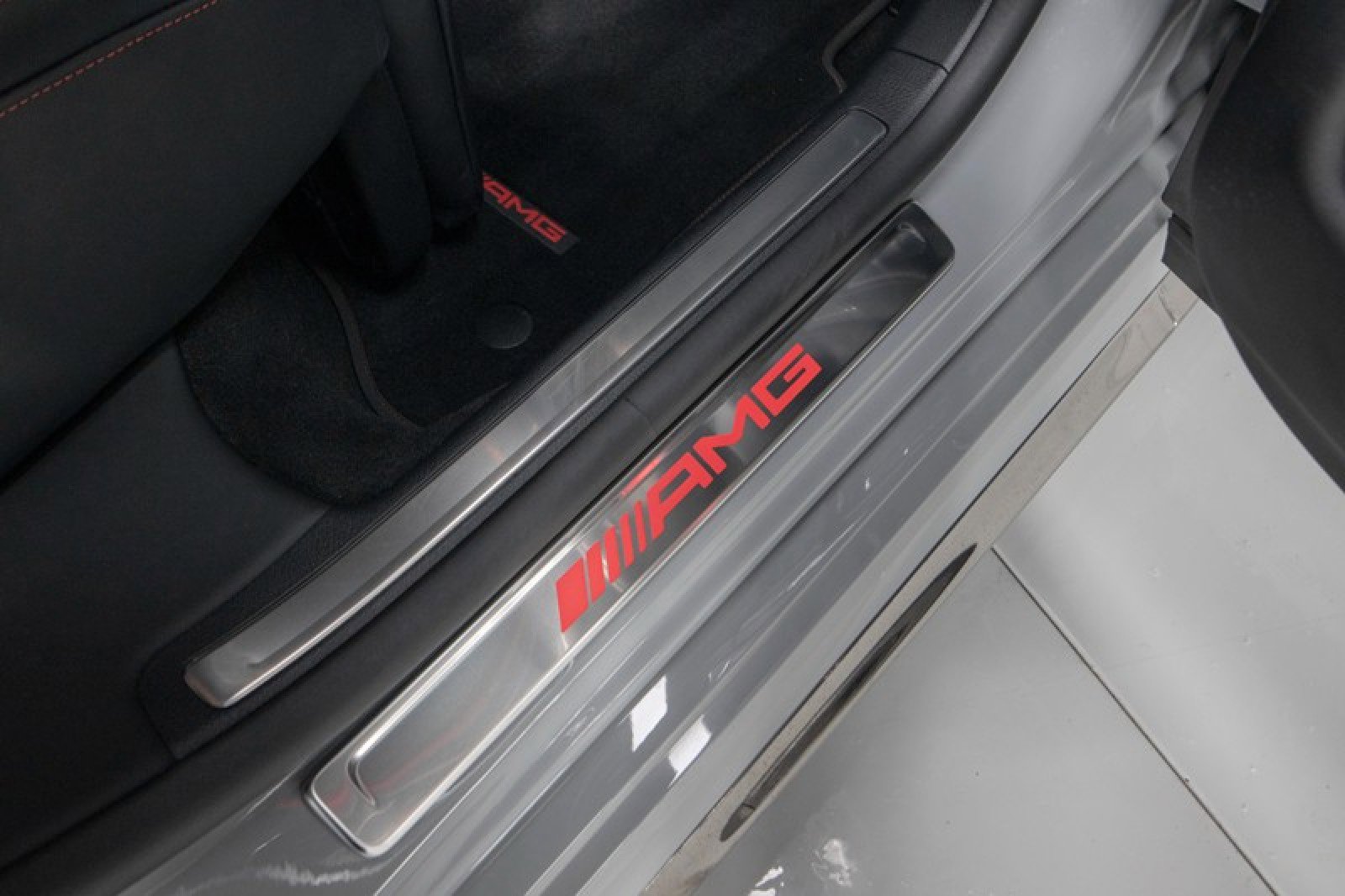 Used 2024 Mercedes-Benz S 63 AMG S image 63