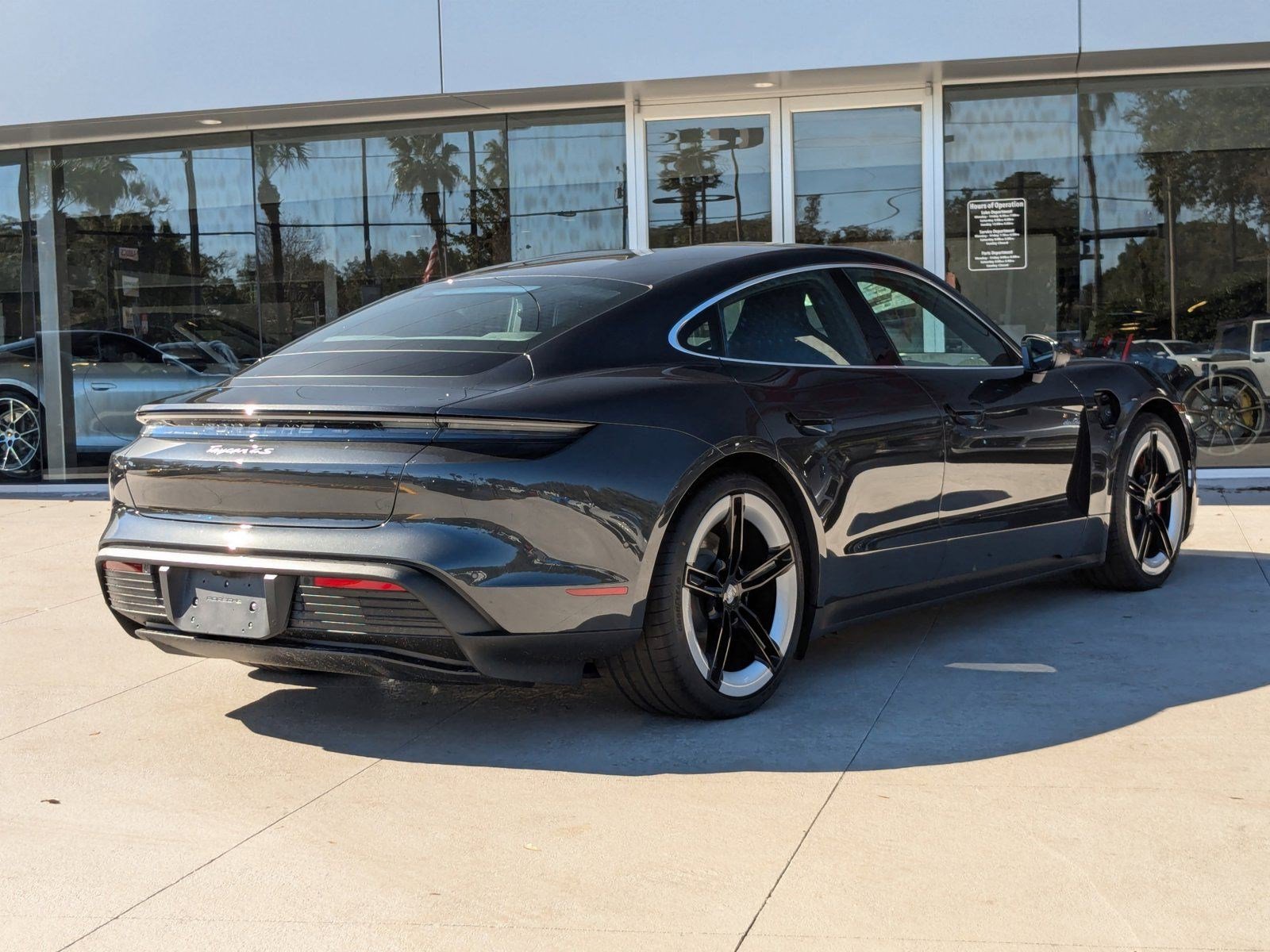 New 2025 Porsche Taycan 4S AWD/4WD image 13
