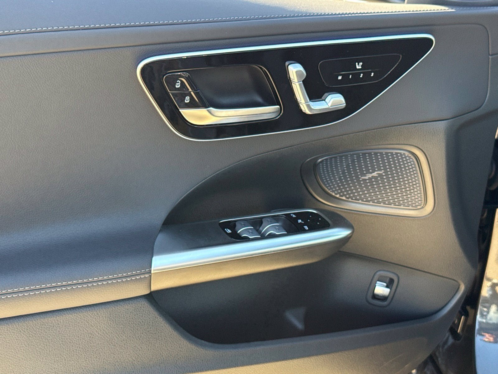 New 2026 Mercedes-Benz C 300 Sedan image 15