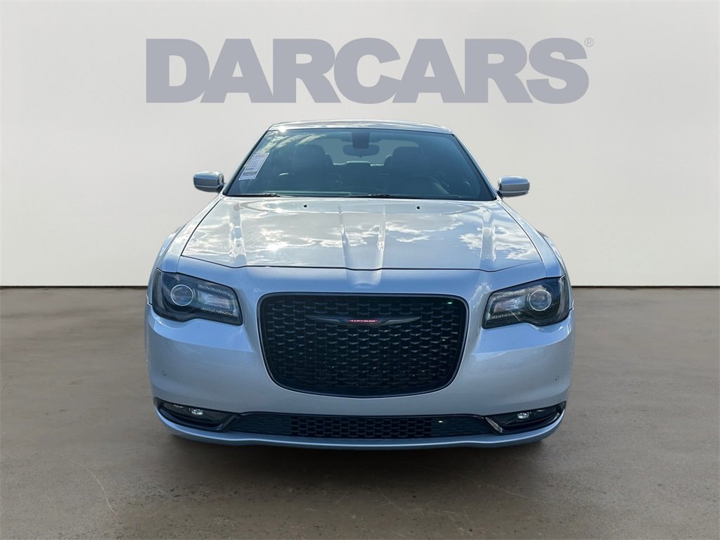 Used 2023 Chrysler 300 S image 2