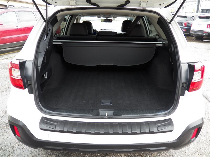 Used 2018 Subaru Outback 2.5i Limited AWD/4WD image 11