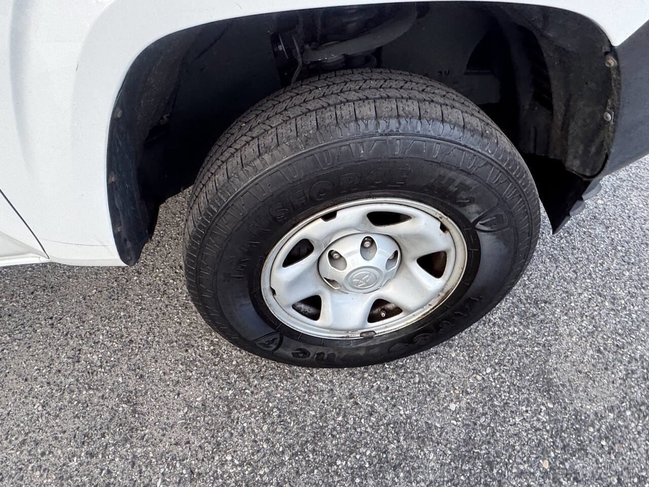 Used 2020 Toyota Tacoma SR image 47