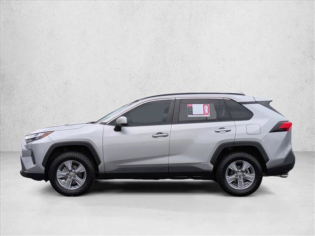 Used 2022 Toyota RAV4 XLE AWD/4WD image 9